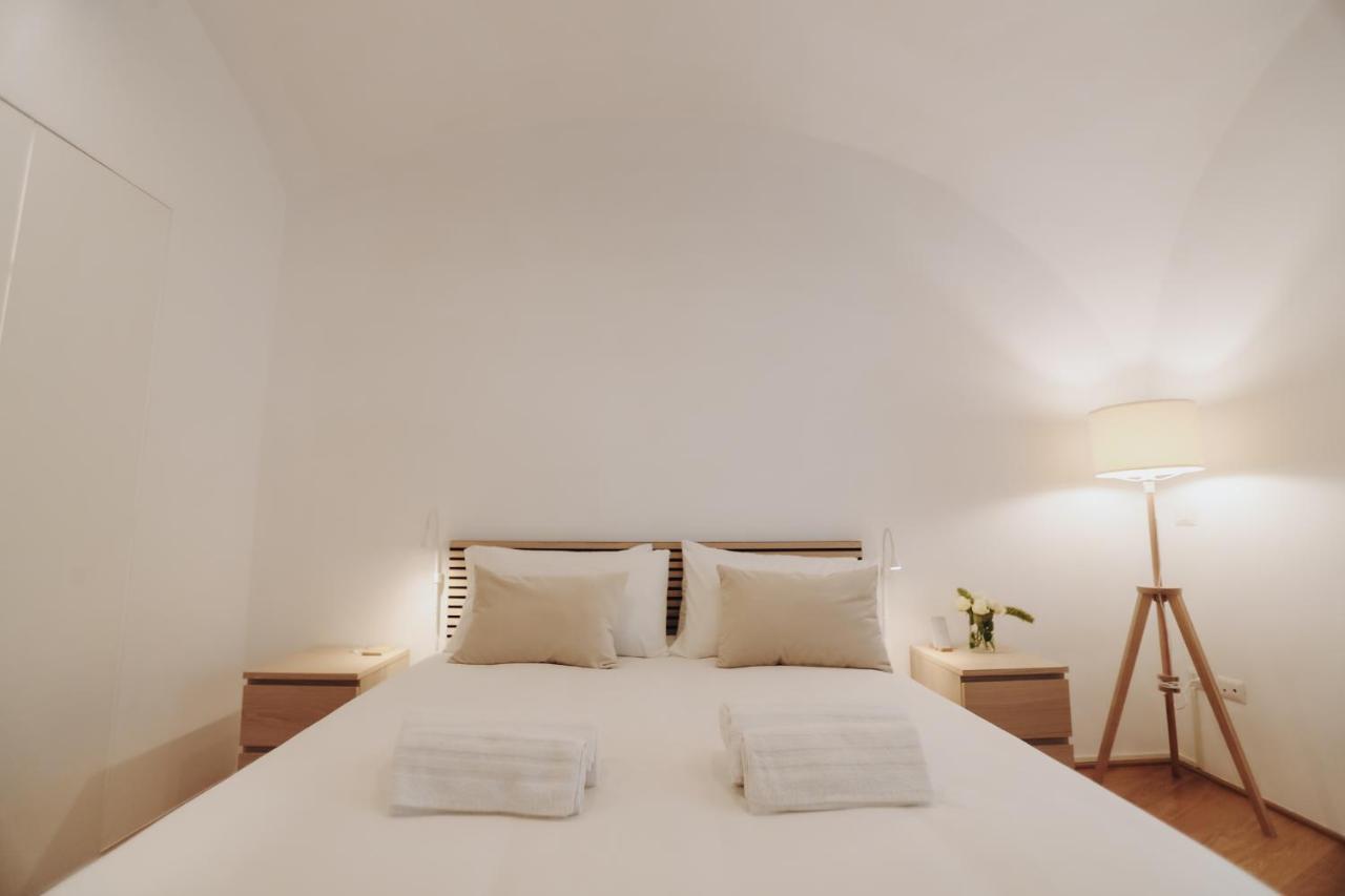 Insieme Suites เนเปิลส์ ภายนอก รูปภาพ
