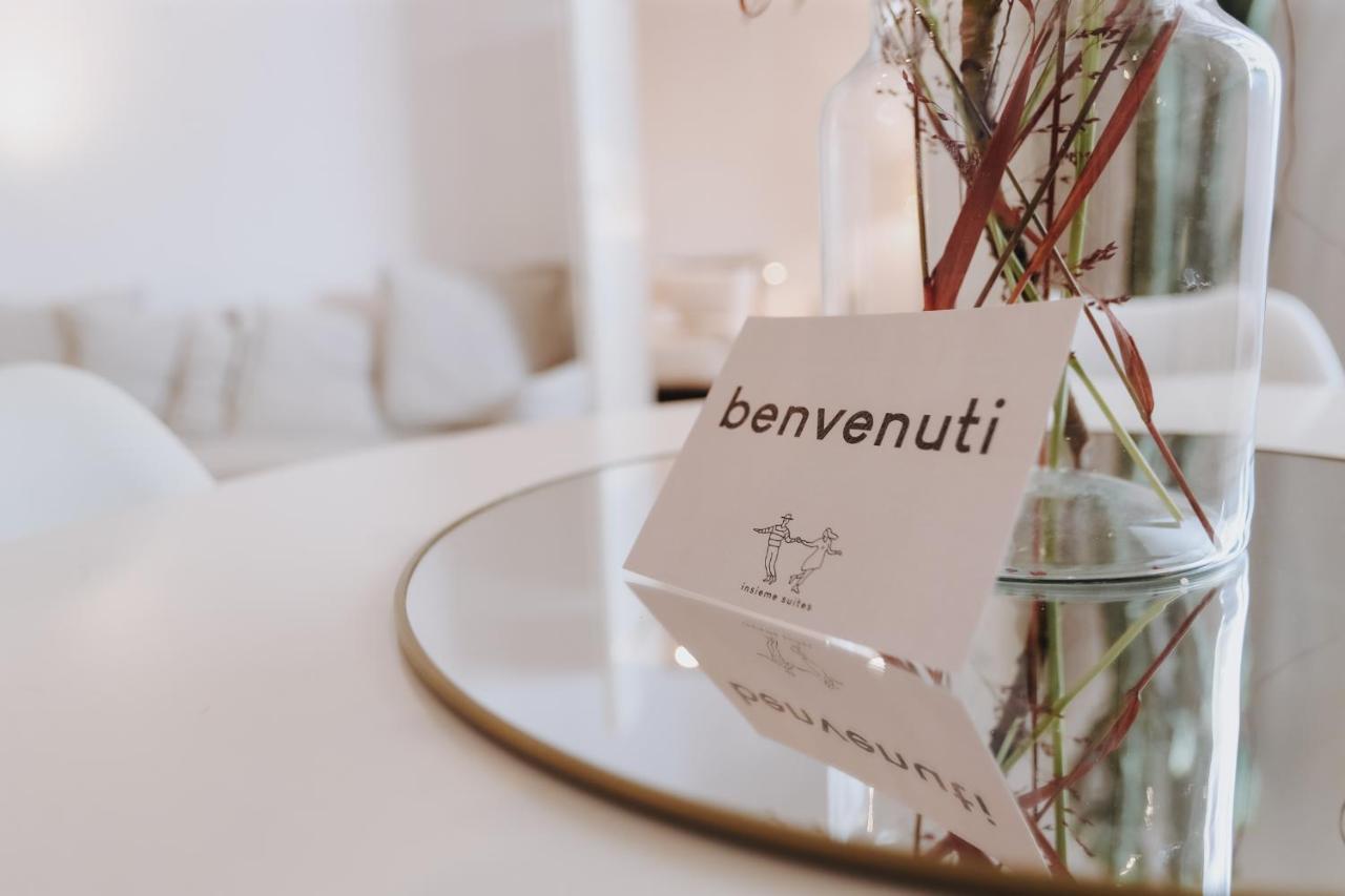 Insieme Suites เนเปิลส์ ภายนอก รูปภาพ